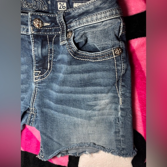 Miss Me Chloe Boot Cut - Picture 3 of 11